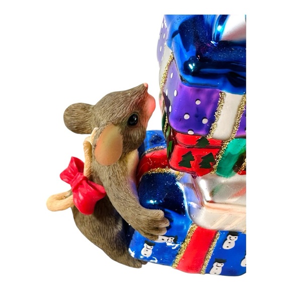 Charming Tails Blown Glass Christmas Tree Ornament Stacks Of Joy In Box with tag - Picture 5 of 10